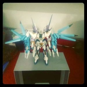 Custom painted and kitbashed hg reversible gundam